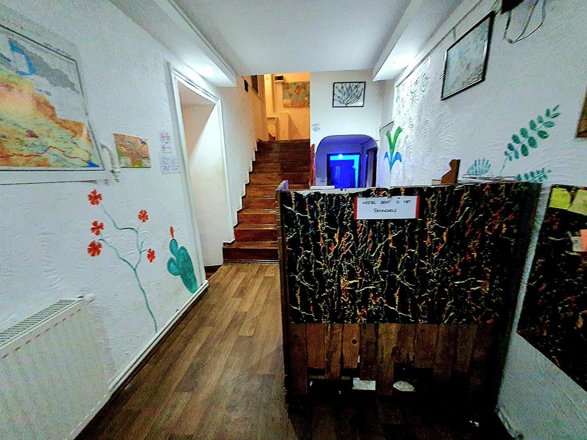 Machabelli 11A Hostel Tbilisi Exterior foto