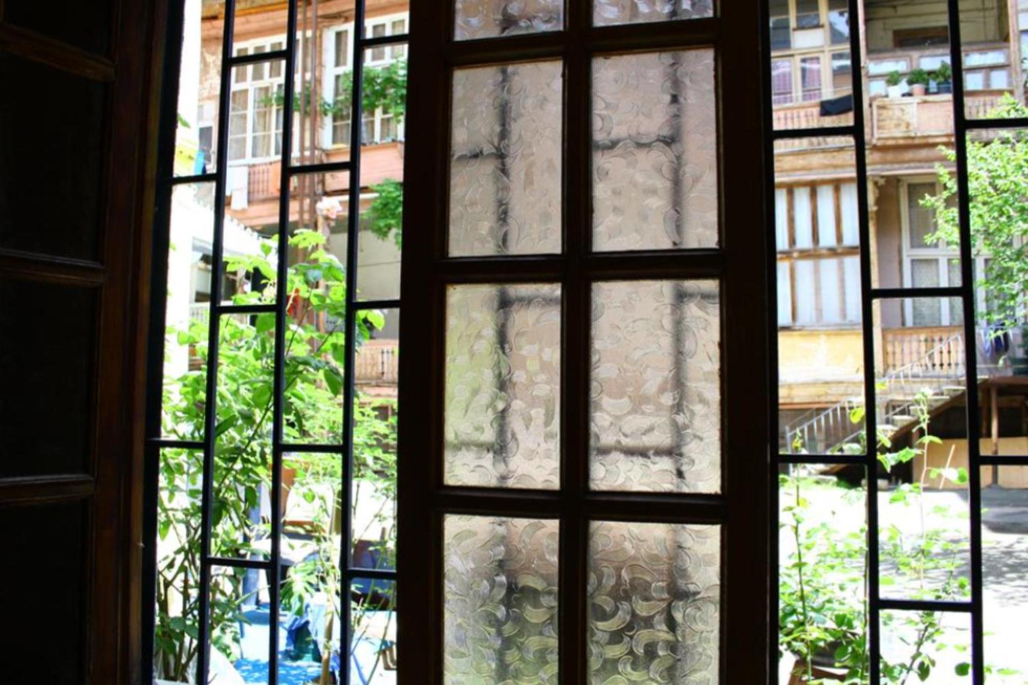 Machabelli 11A Hostel Tbilisi Exterior foto